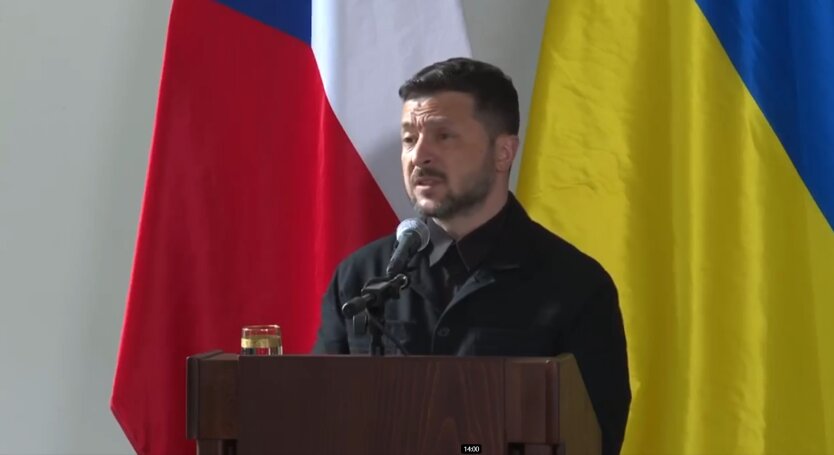 Zelensky warns about Russia's provocations on May 9