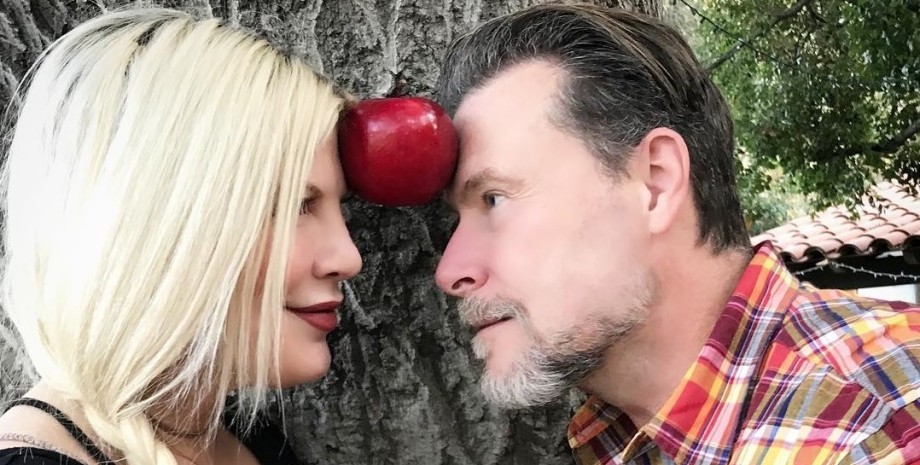 Dlaczego Tori Spelling i Dean McDermott się rozwiedli