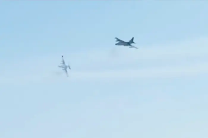 Российский Су-25 сбил своего напарника (видео)