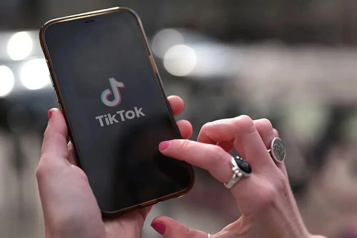 Ban on TikTok in Albania – children and violence