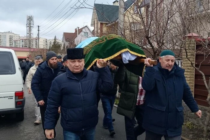 Grave of a Crimean Tatar soldier in Kyiv region