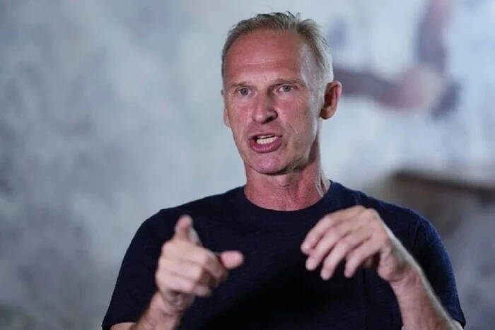 Hasek skrytykował WTA, ATP i Francję za udział Rosjan w 'Roland Garros'