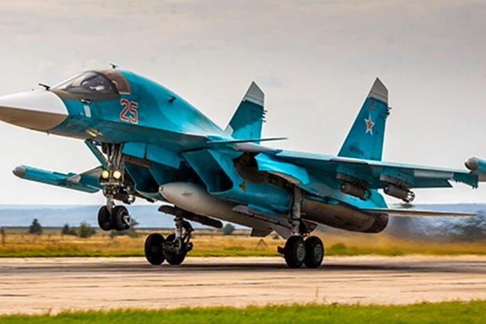 Siły Zbrojne Ukrainy zniszczyły dwa rosyjskie samoloty Su-34 na lotnisku Mariniwka
