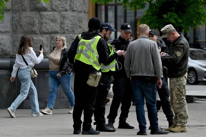 Do the Territorial Recruitment Centers Violate the Law? The Ground Forces Showed Statistics