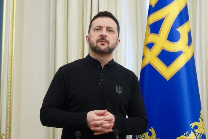 Nach dem Raketenangriff auf den Übungsplatz der ukrainischen Streitkräfte berief Selenskyj Drapatyj und Syrskyi zu einer Sitzung