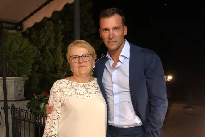 Schewtschenko gratulierte seiner Mutter zum Geburtstag