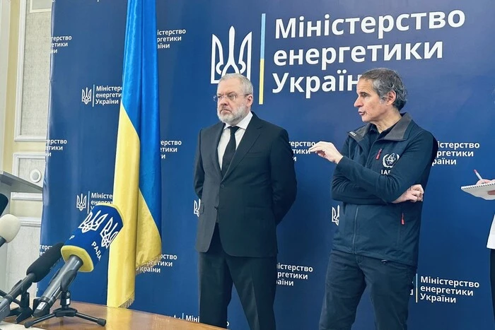 До України прибув гендиректор МАГАТЕ Рафаель Гроссі