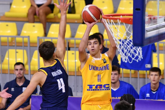 Ukraine's U-20 basketball team suffered a defeat in a friendly match against Latvia