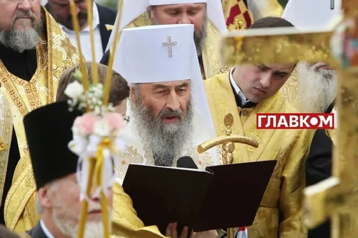 Lomatschenko begann, die Bibel wegen des russischen Passes von Onufrij zu zitieren