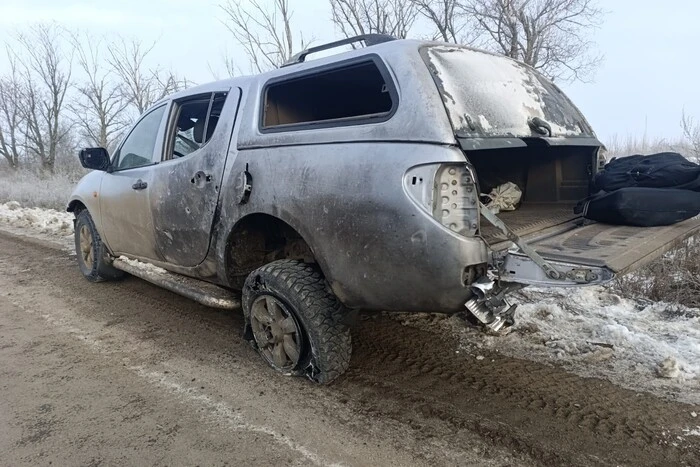 A Russian drone attacks a police car