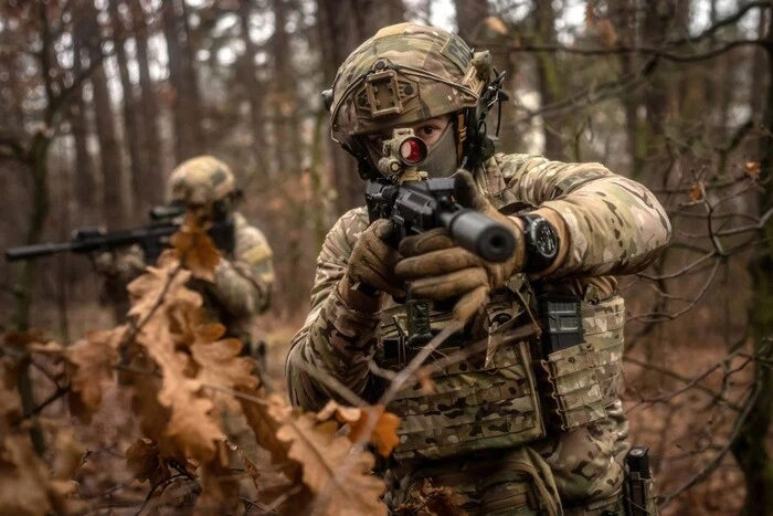 Russian troops near the cities