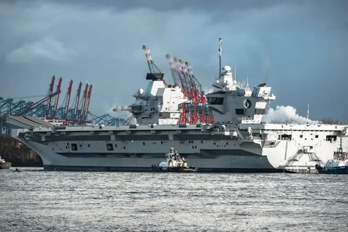 Reconnaissance UAV near British aircraft carrier