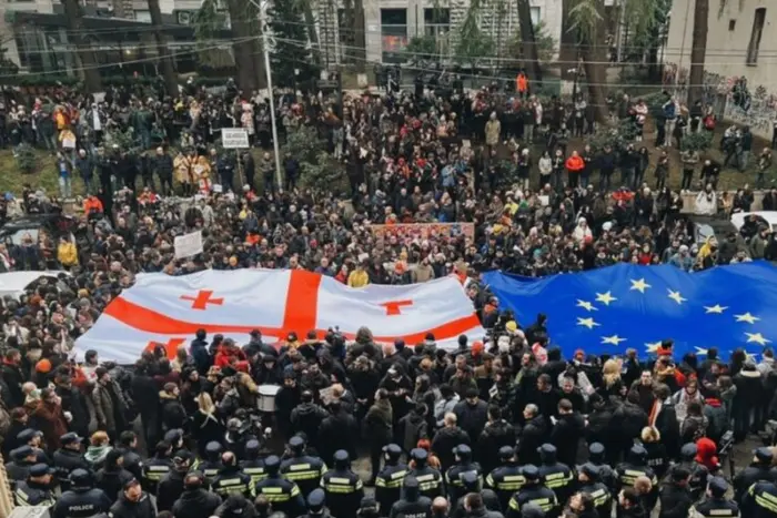 Зображення грузинських спортивних видань під час протестів