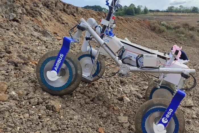 Mars rover in the desert