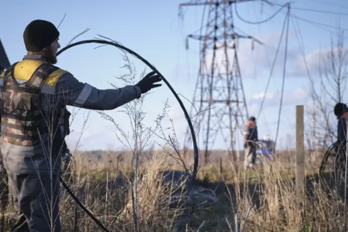 Аварійне відключення світла у двох областях