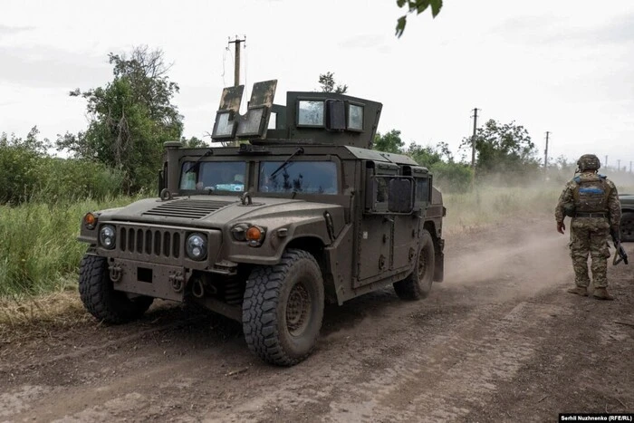 Stany Zjednoczone przekażą Ukrainie 2000 pojazdów terenowych Humvee: jak pomogą one Siłom Zbrojnym Ukrainy