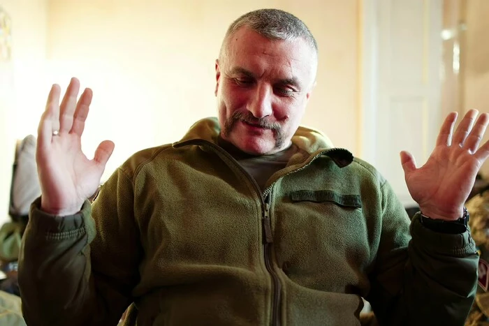 Ukrainian Hero shares war stories with grandchildren