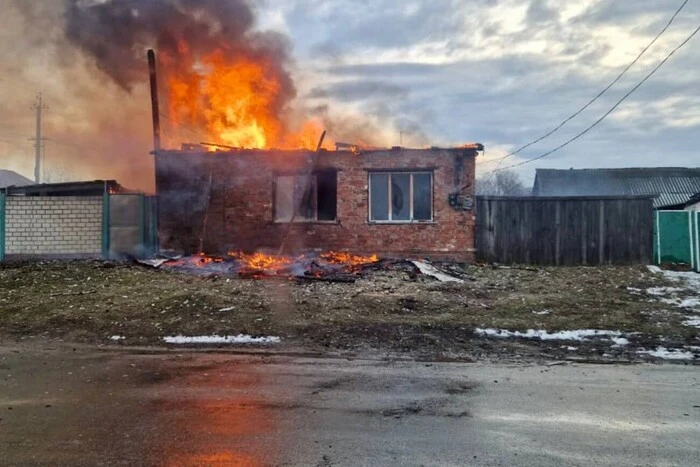 Обстріл Семенівки на Чернігівщині: поранені росіяни