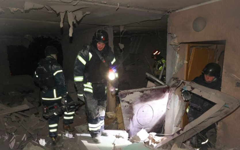 Injured children after an airstrike in Kharkiv