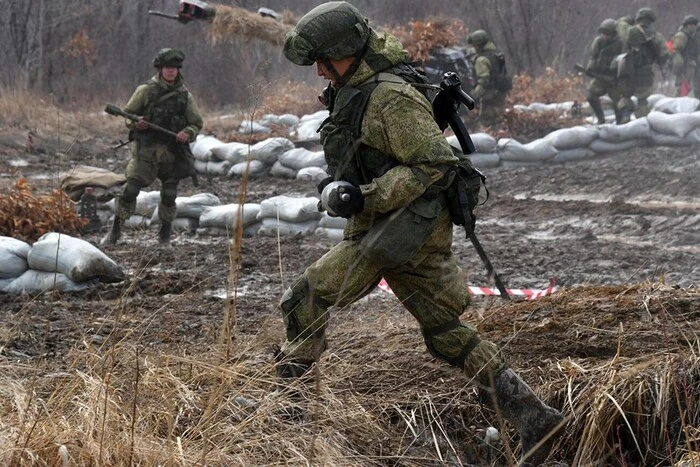 Russian tanks on position