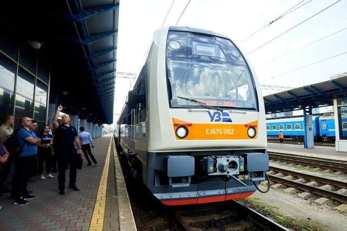 Kyiv-Bratislava train on rail