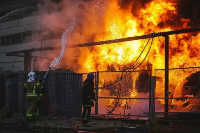 Przedsiębiorstwa energetyczne potrzebują wzmożonego zabezpieczenia przeciwpożarowego - ekspert