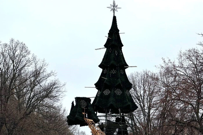 Odesa decorated for the New Year