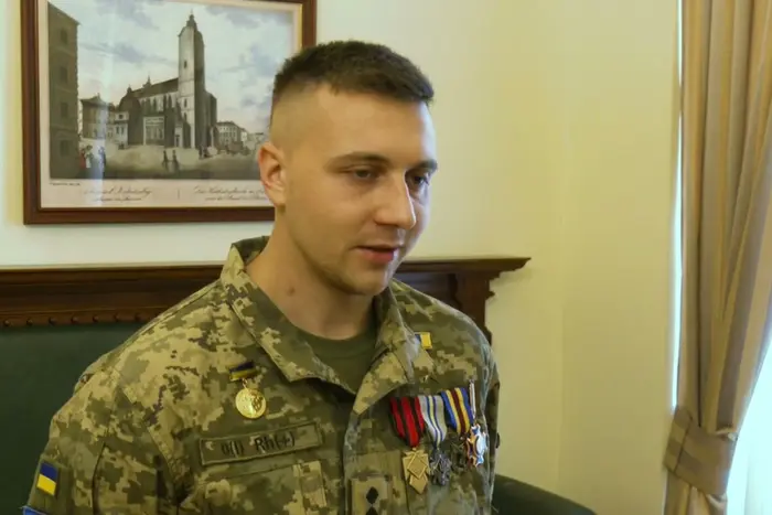 Hero of Ukraine talks about difficulties in the army