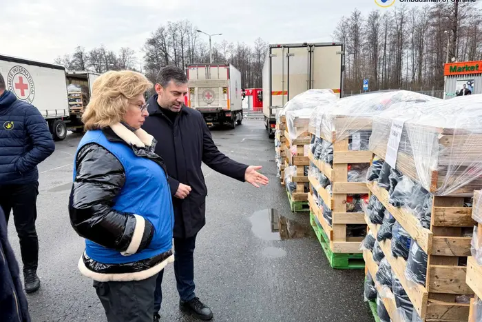 Лубінець передає посилки полоненим українцям