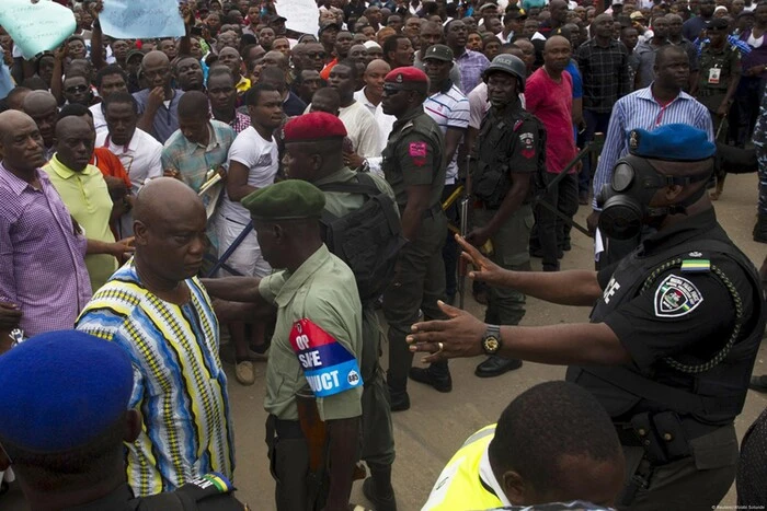 Children at protests in Nigeria