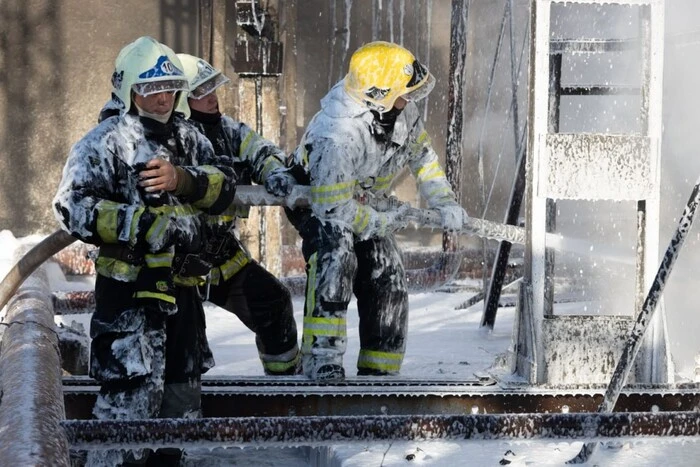 Massive shelling of energy facilities