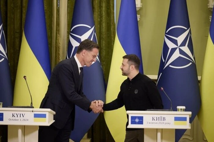 Ukrainian forces with NATO support