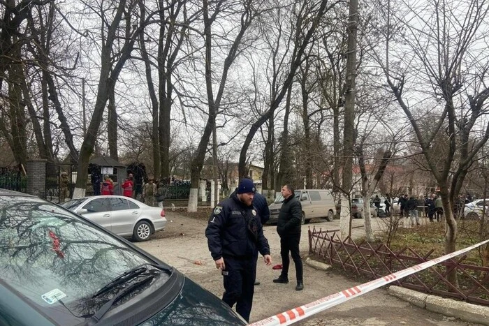 Explosion in Kamjanets-Podilskyi in der Nähe des TCK. Der Bürgermeister der Stadt berichtete über den Zustand der Verletzten