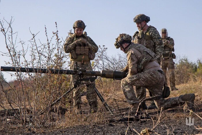 Ukrainian forces retreat on the front line