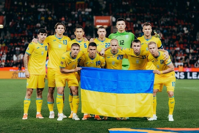 Players of the Ukrainian national team on the football field