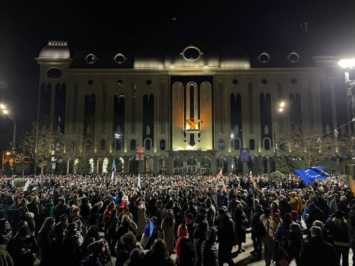 Массовые протесты и противодействие госструктурам