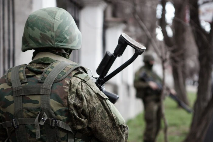 Russian soldiers in ambush