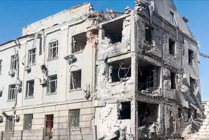 Results of airstrikes on Kherson