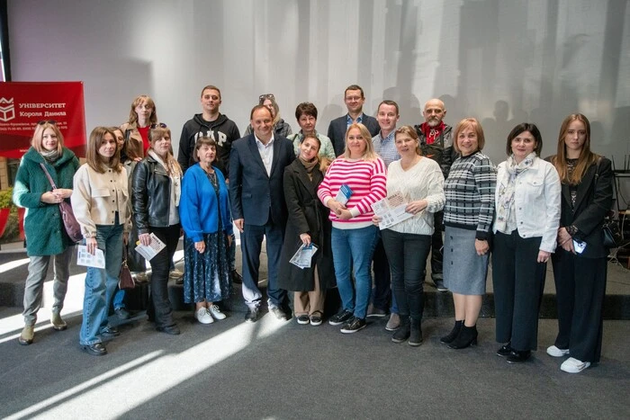 Language patrol in Ivano-Frankivsk