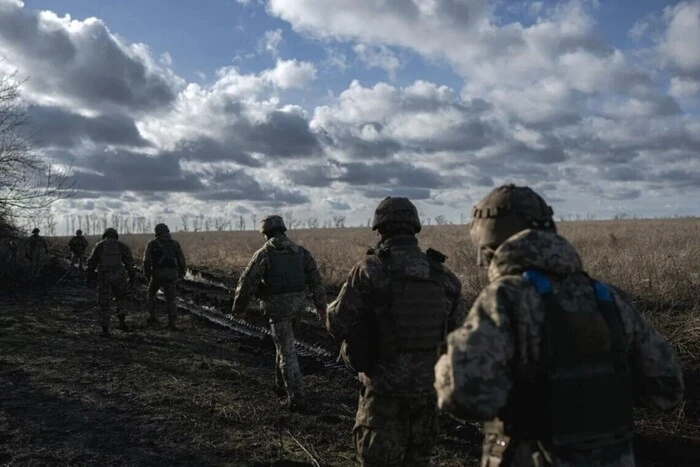 Units in Donetsk are surrounded