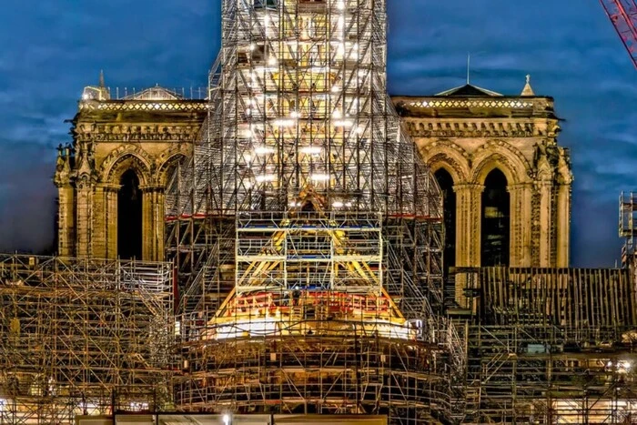 Katedra Notre-Dame w Paryżu otworzy się po pożarze: media ujawniają szczegóły ceremonii