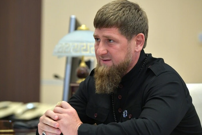 Kadyrov loots Mariupol and exports expensive equipment