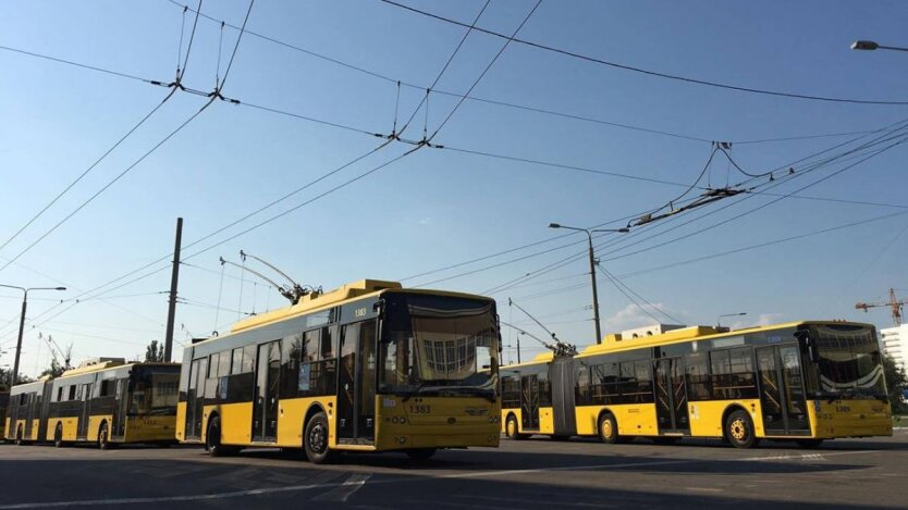 W Kijowie omówiono zasady ruchu transportu podczas alarmu powietrznego