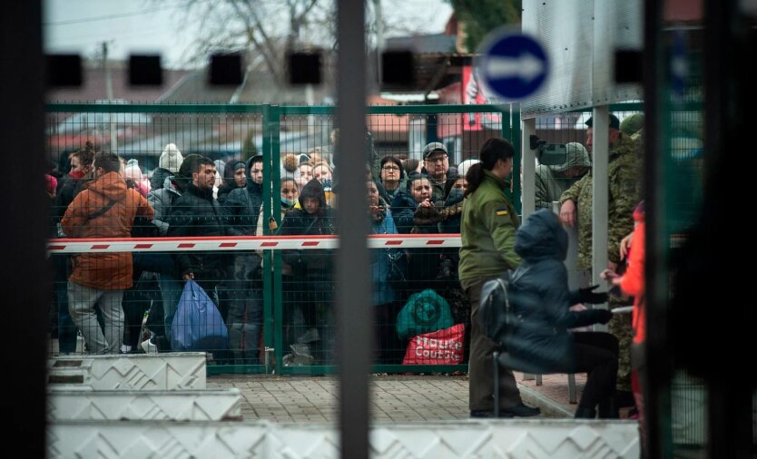 Активізація підготовки до зимового прийому біженців