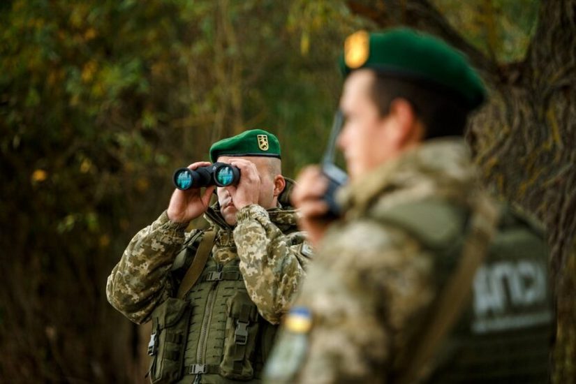 Украинцам отказали в выезде за границу