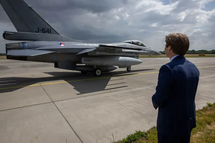 Zniesiono ograniczenia na broń dalekosiężną, wysłano F-16 do Ukrainy. Najważniejsze wydarzenia 26 maja