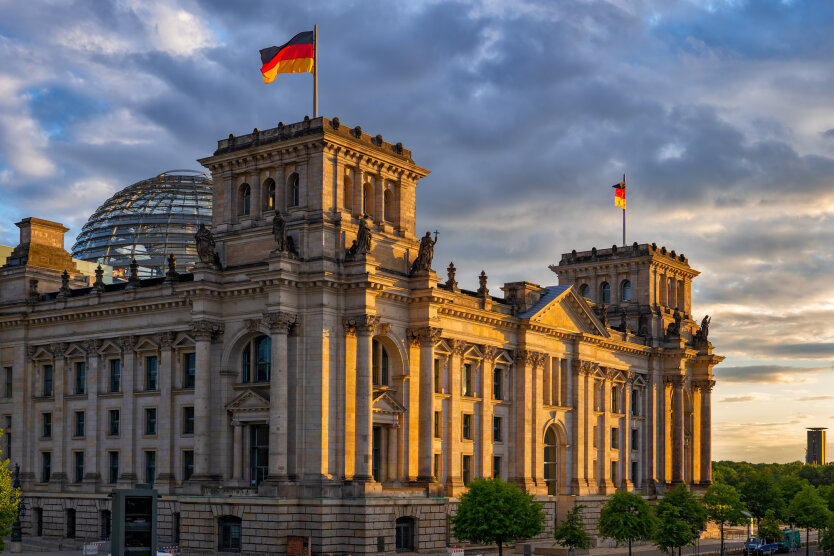 The Bundestag logo with an image of the budget