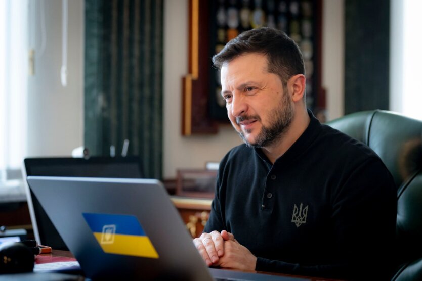 Zelensky against the background of the Ukrainian flag