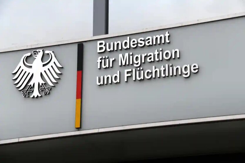 Refugees in Germany: reduction of payments and fines