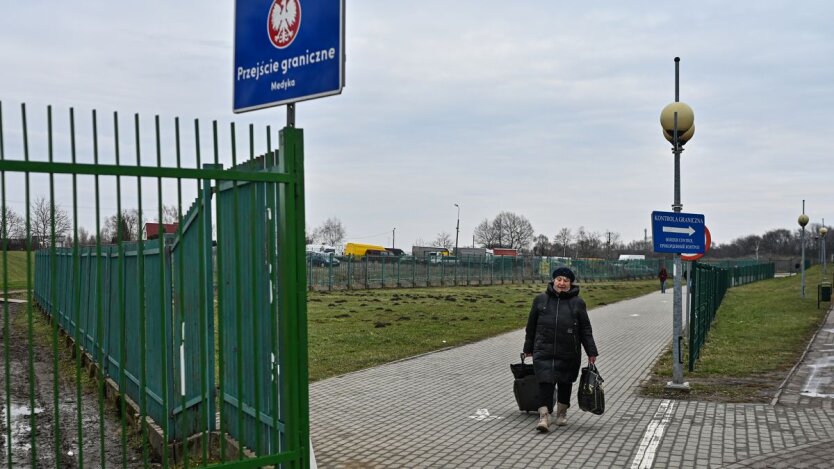 Ukraińców w Polsce ostrzegł: zostały tylko tygodnie - aplikacje nie będą już przyjmowane